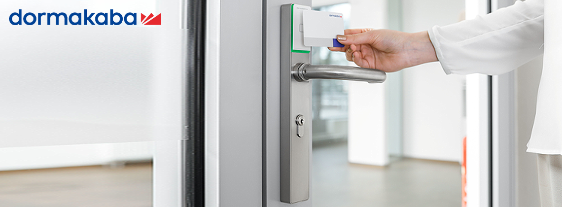 dormakaba C-Lever Pro contactless door lock