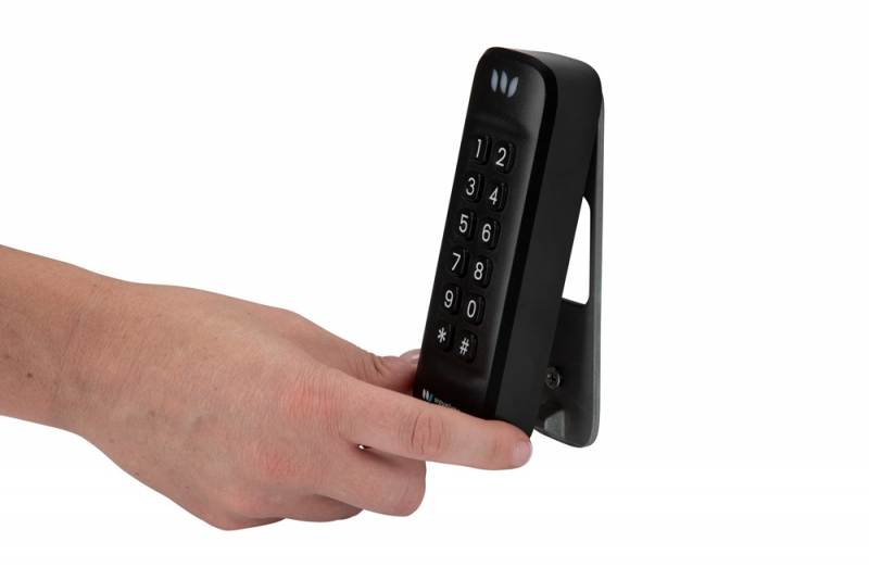 P-Wavelynx APEX Summit Mullion Reader