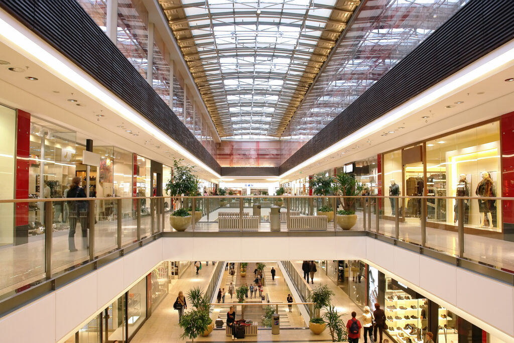 Shopping centre interior using an EN54 voice alarm system
